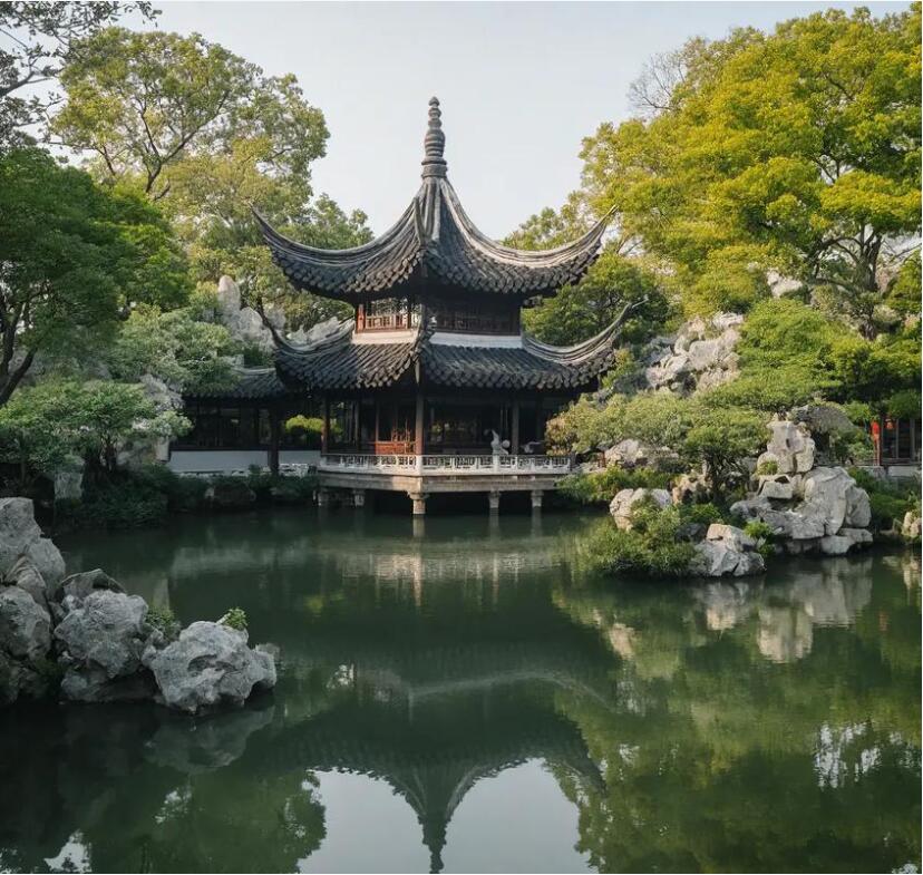 海南夏日餐饮有限公司